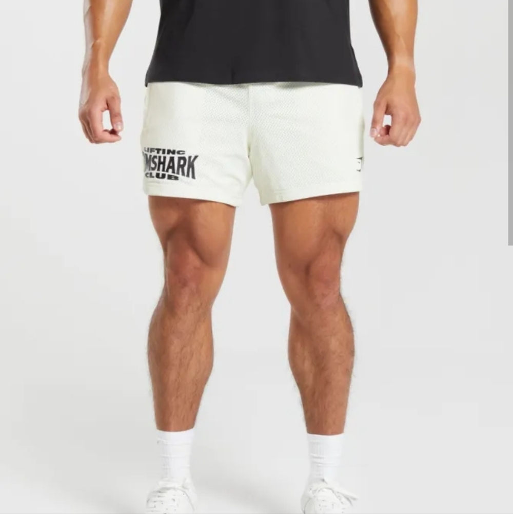 NWT Gymshark Men's Off White 5 Inch Mesh Shorts